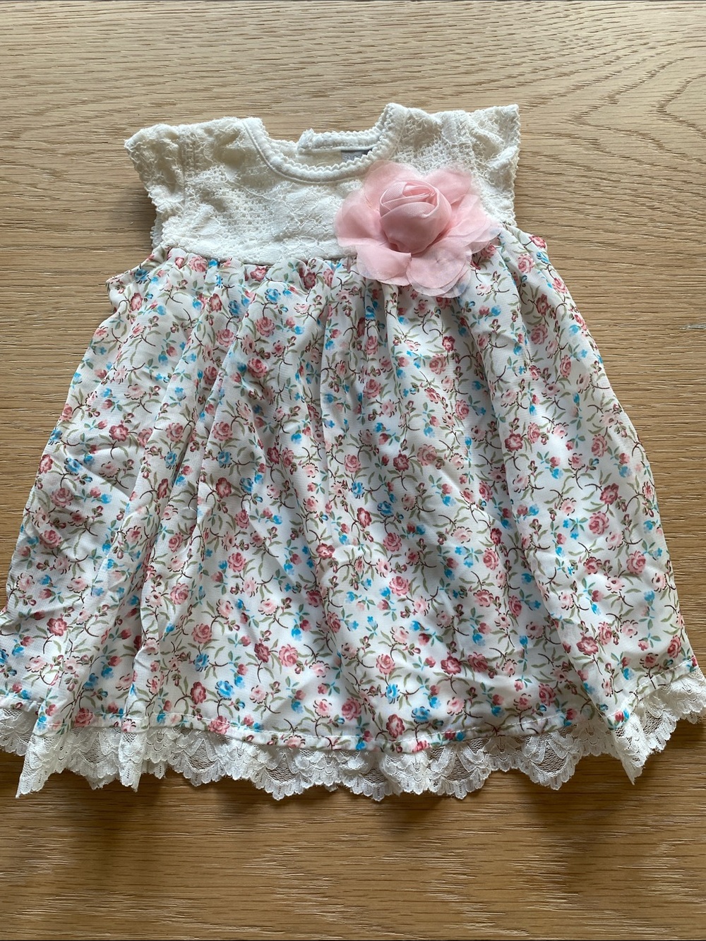 Wendy Bellissimo White Floral Dress with Pink Flower Accent